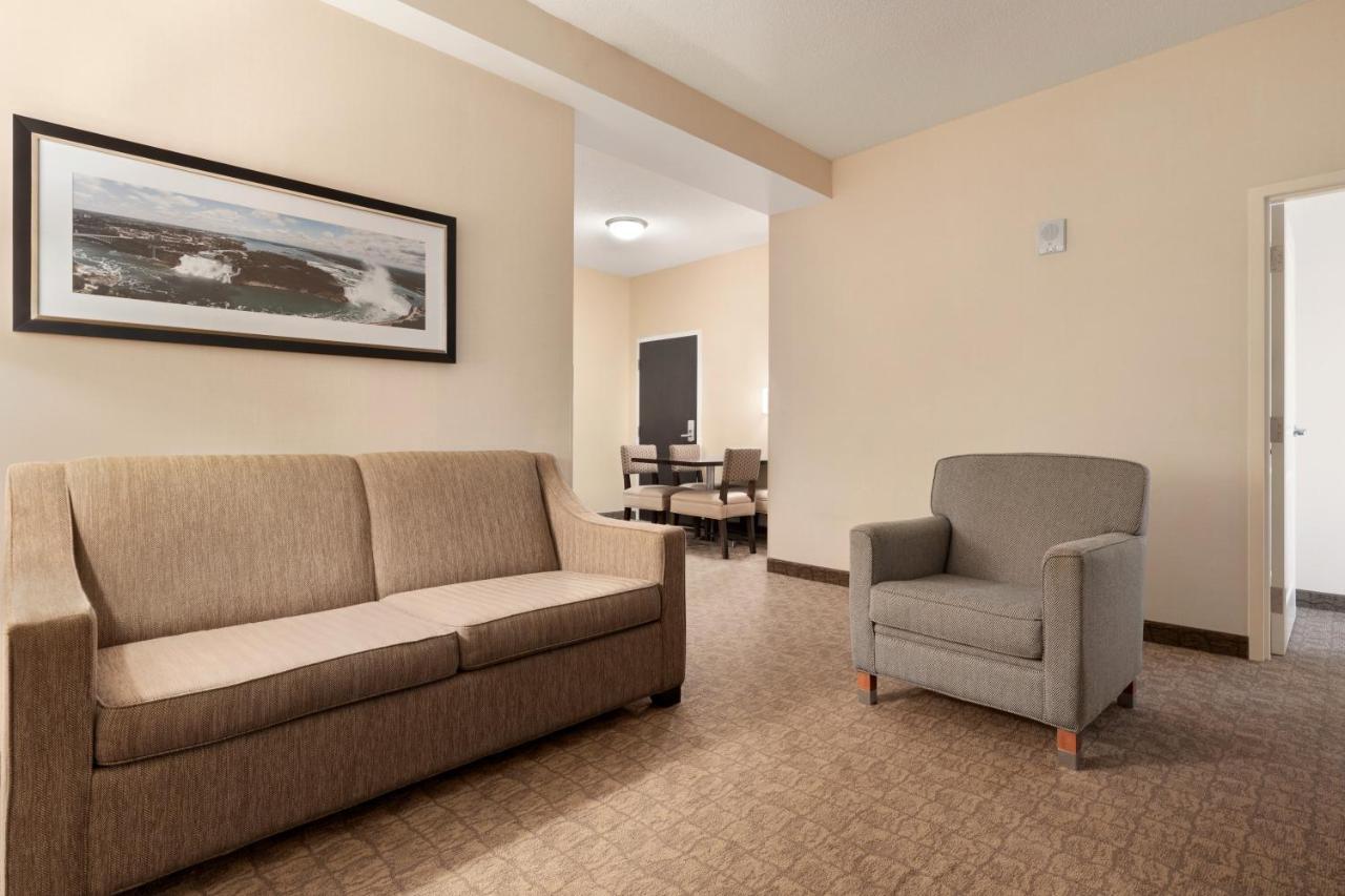 Wyndham Garden Niagara Falls Fallsview Dış mekan fotoğraf